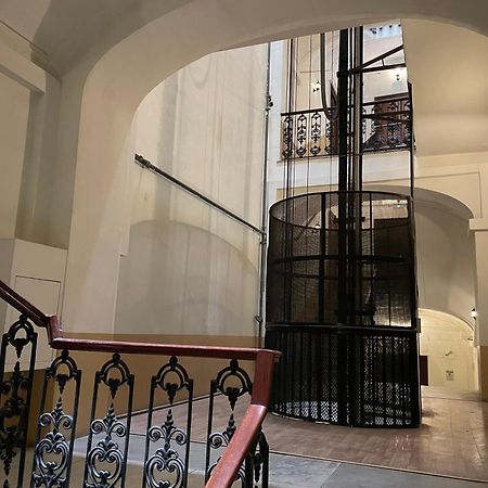 Apartmán La Finestra Sul Corso Neapol Exteriér fotografie