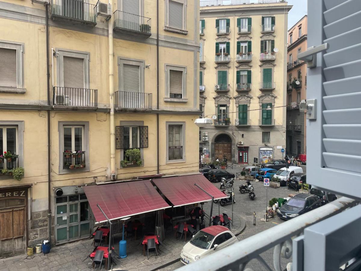 Apartmán La Finestra Sul Corso Neapol Exteriér fotografie
