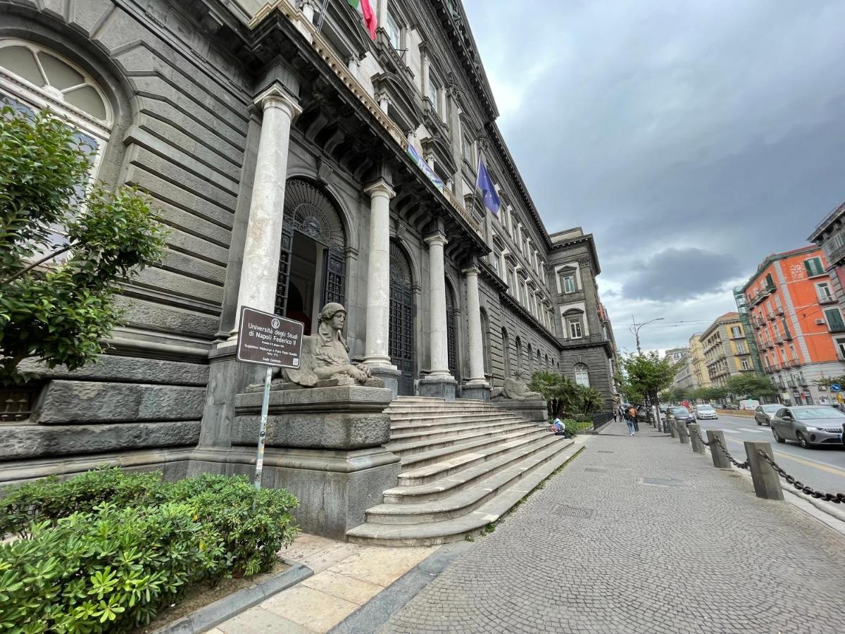 Apartmán La Finestra Sul Corso Neapol Exteriér fotografie
